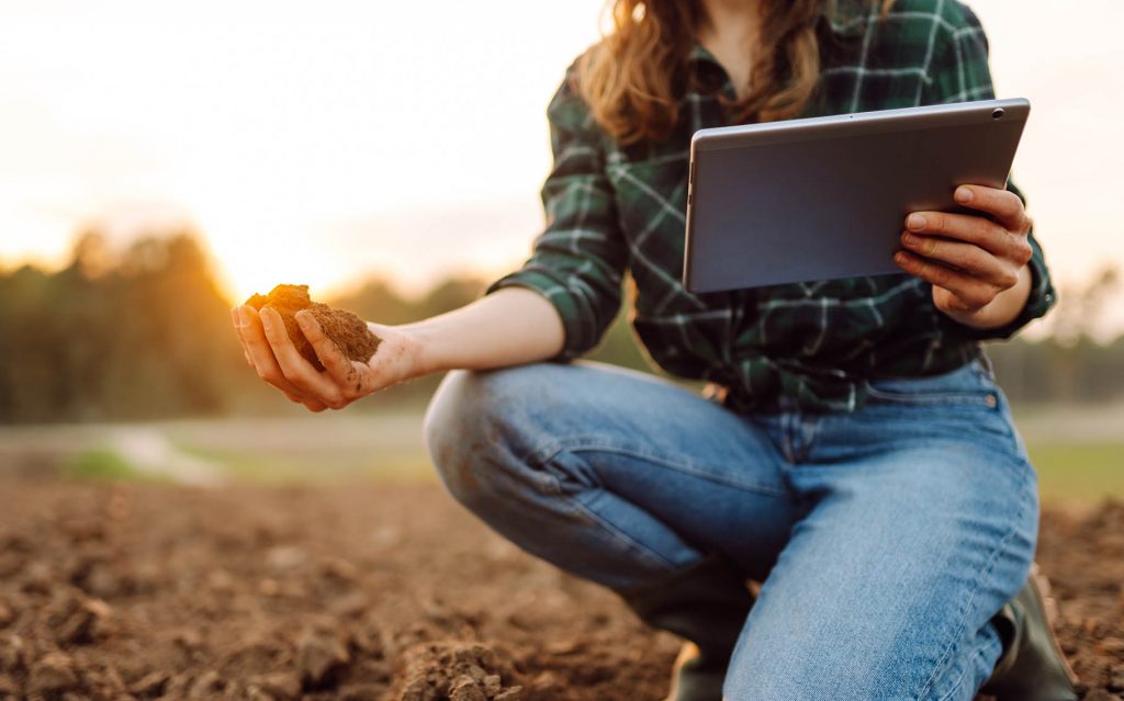 Enhancing trust in agri-food AI: insights from the human-centred explainable AI masterclass ○ S+T+ARTS Hungry EcoCities